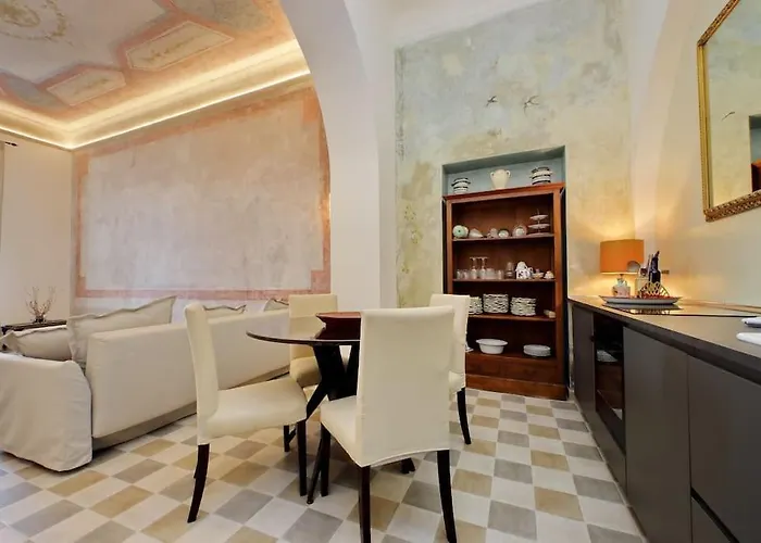 Bright Flat With Wonderful Views In The Centre Apartamento Roma