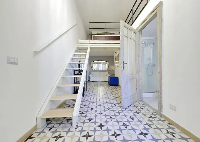 Apartamento Bright Flat With Wonderful Views In The Centre *