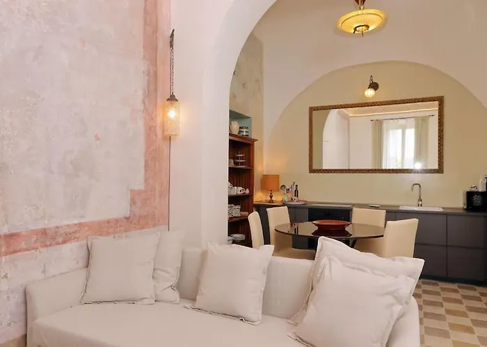 Bright Flat With Wonderful Views In The Centre Roma