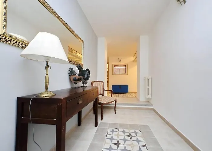 Bright Flat With Wonderful Views In The Centre Roma